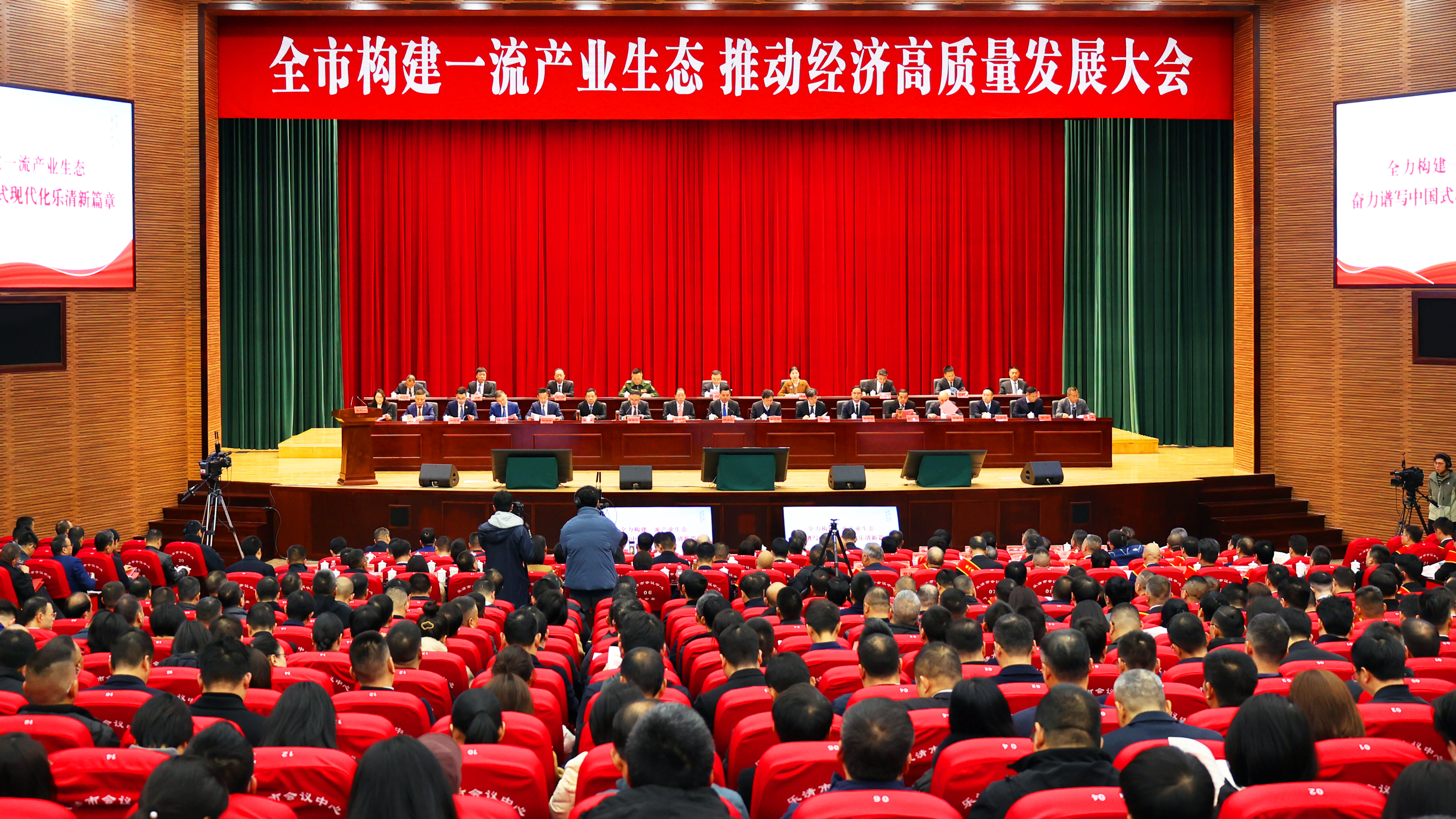 开门捷报！Stake获多项“热辣滚烫”大奖